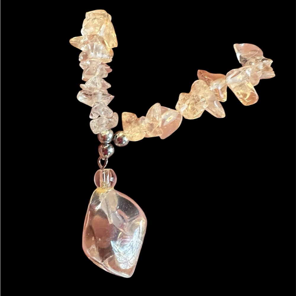 Source Unknown Clear Chip Bead Necklace with Faceted Pendant - Picture 3 of 4